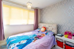 Bedroom- click for photo gallery